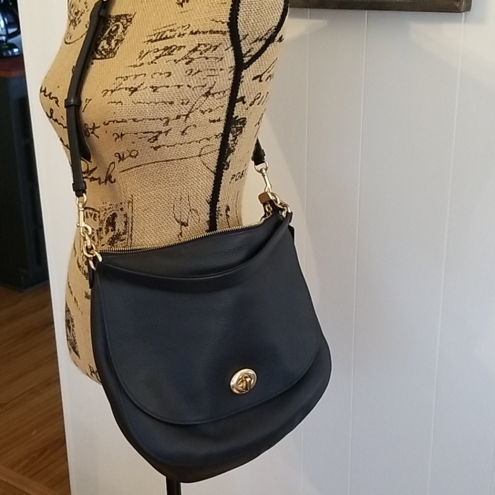 Navy Coach purse - Picture 4 of 6